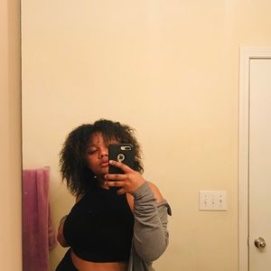 Meet your Posher, Aminah